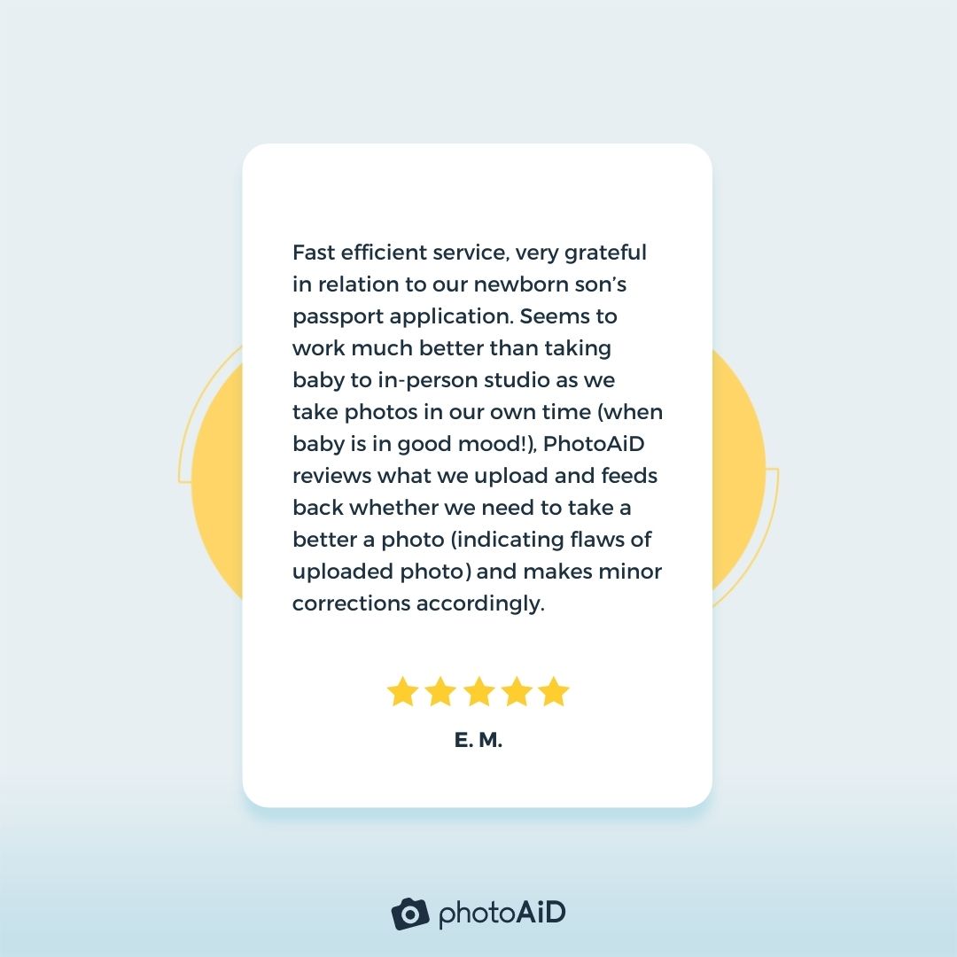 a review of PhotoAiD left on Trustpilot by a satisfied customer.